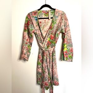 Plum Pretty Sugar Robe , pink floral, size small